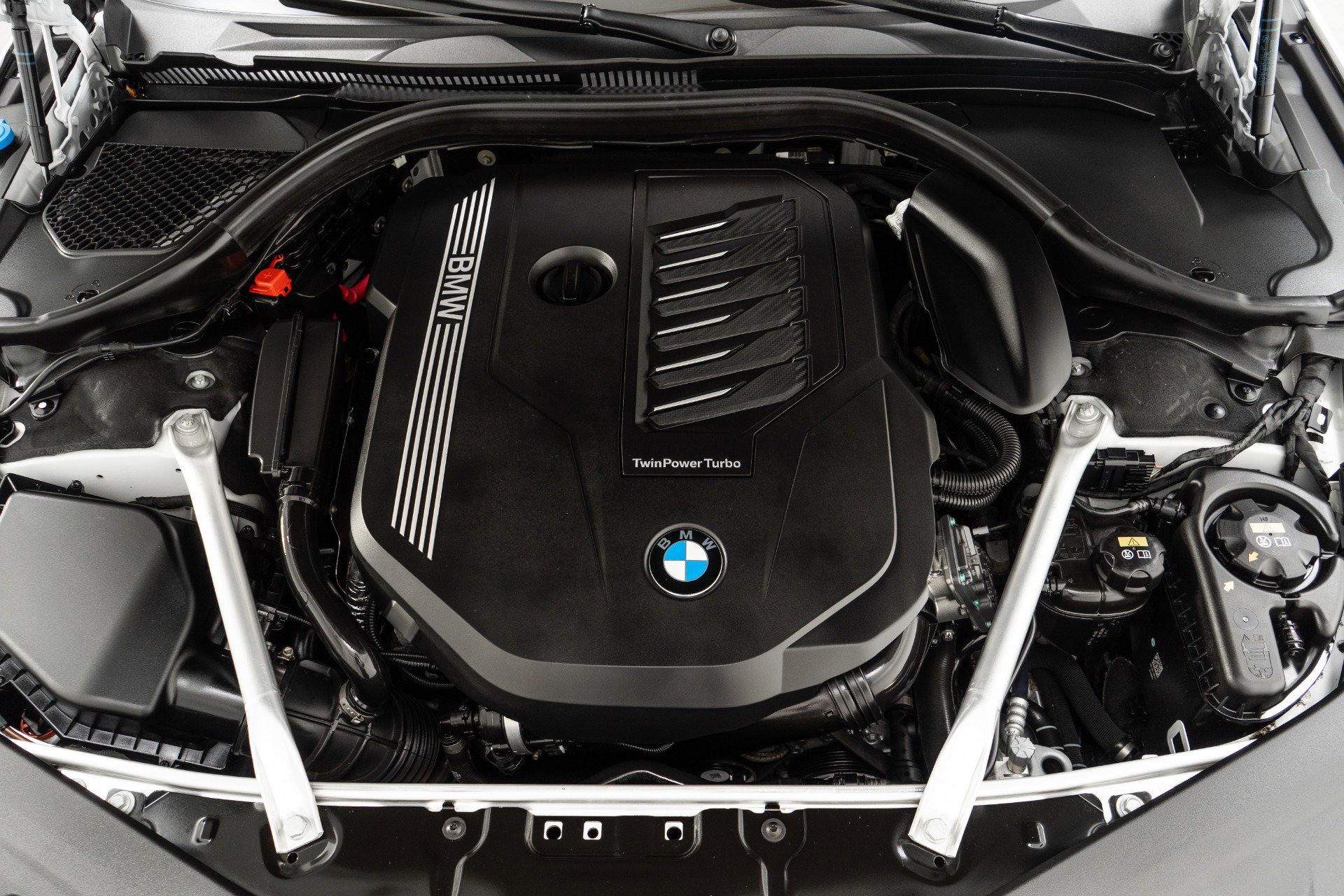 Used 2023 BMW 840i xDrive Coupe w/ Driving Assistance Package image 12