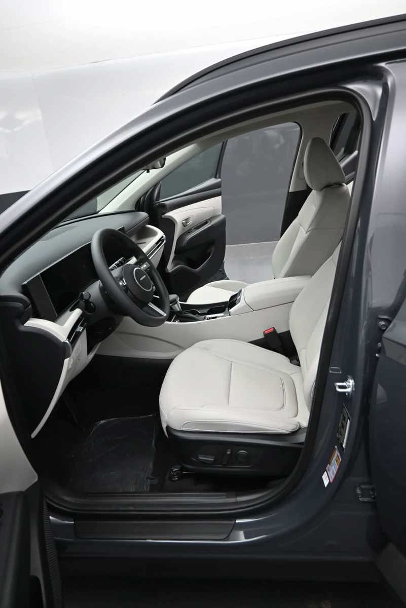 New 2026 Hyundai Tucson SEL Plus AWD/4WD image 15