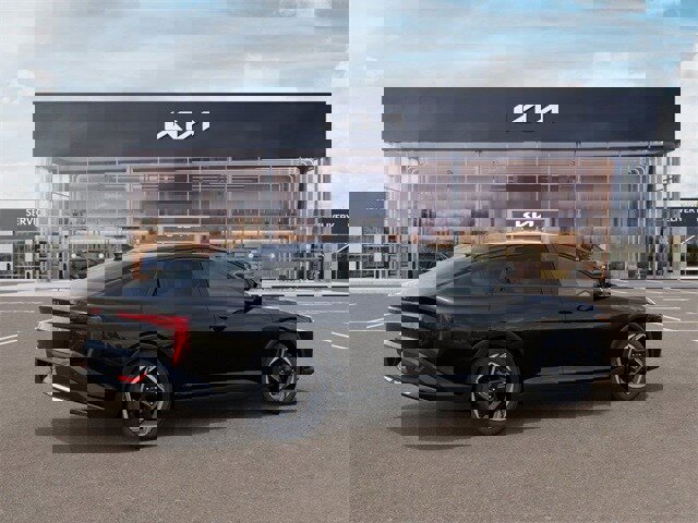 Certified 2025 Kia K4 EX image 6