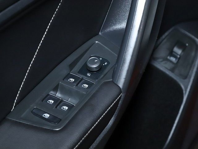 Used 2024 Volkswagen Tiguan SE R-Line image 17