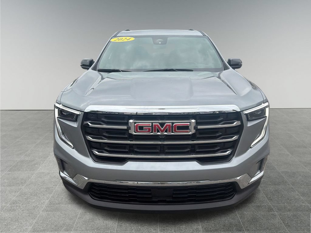 Used 2024 GMC Acadia Elevation w/ Luxury Package FWD image 9