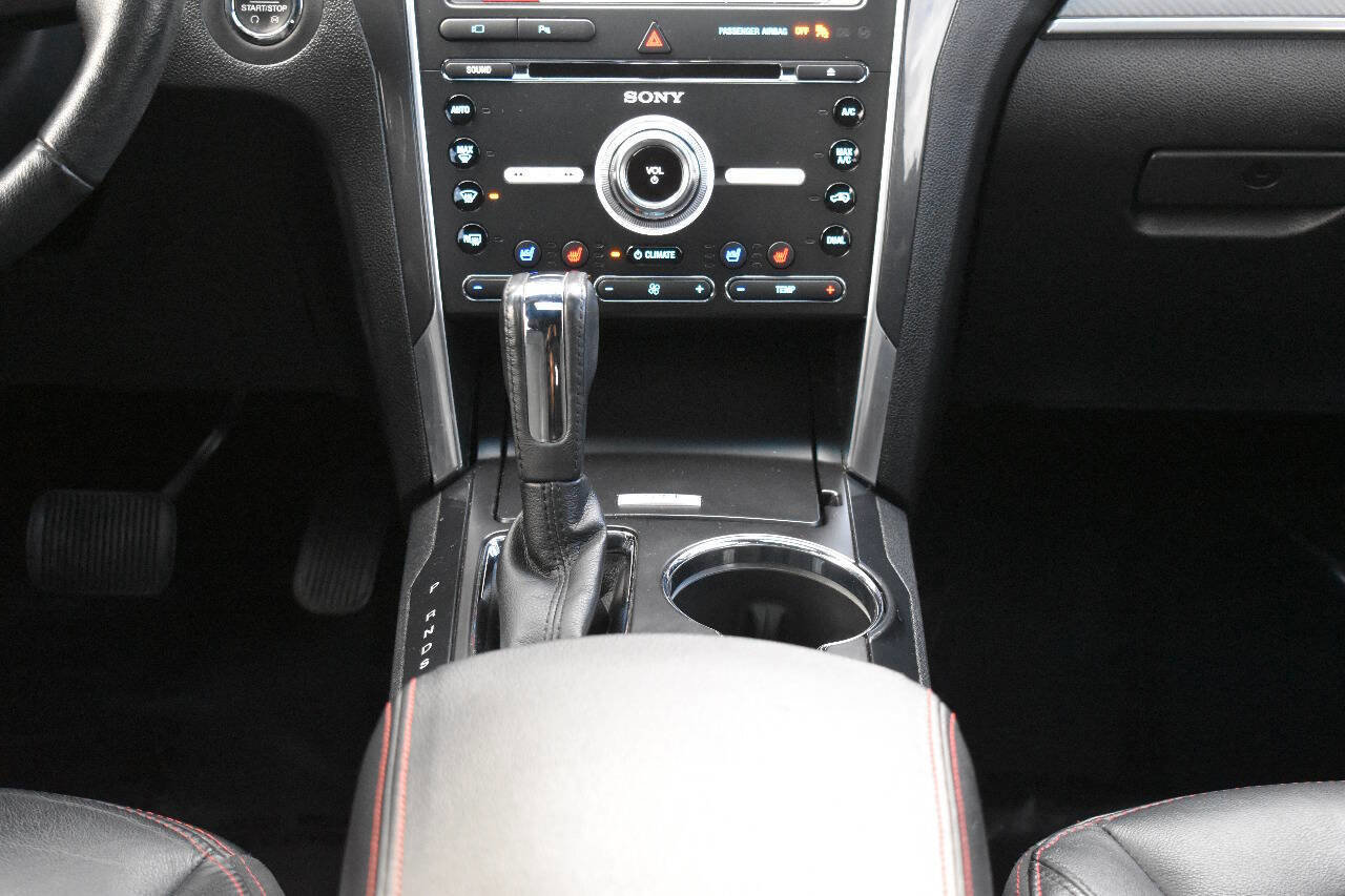 Used 2017 Ford Explorer Sport w/ Equipment Group 401A image 31