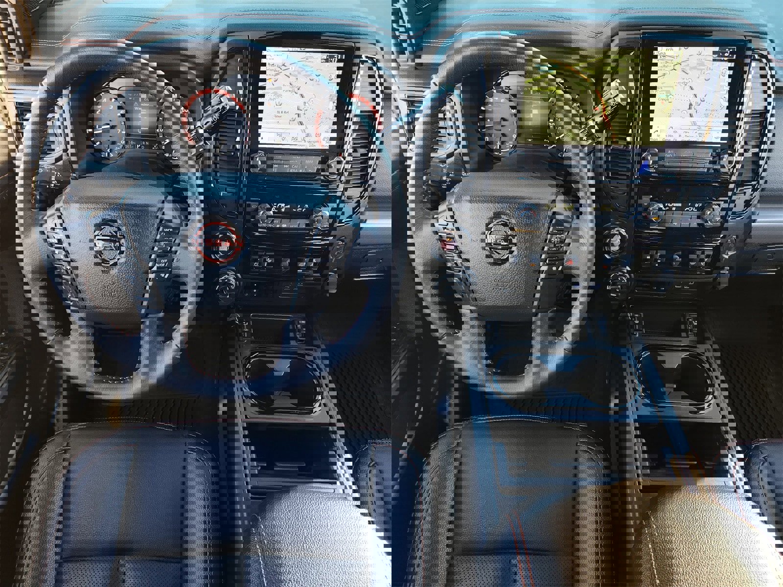 Used 2024 Nissan Titan PRO-4X w/ Pro-4x Convenience Package image 27