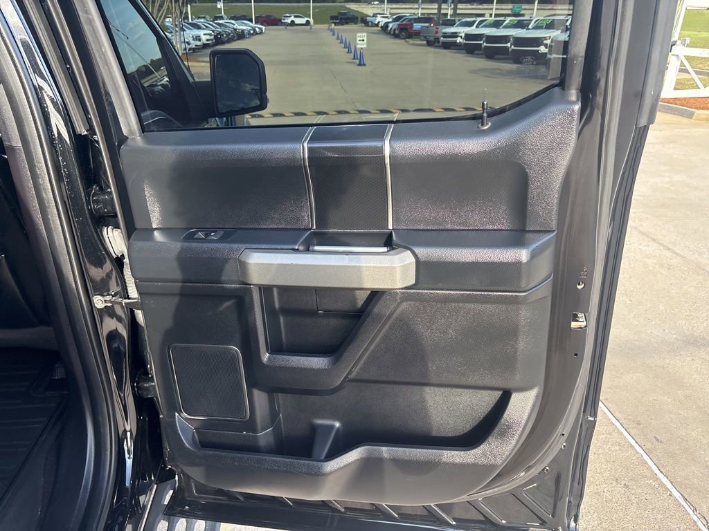 Used 2018 Ford F150 Raptor w/ Equipment Group 802A Luxury image 51