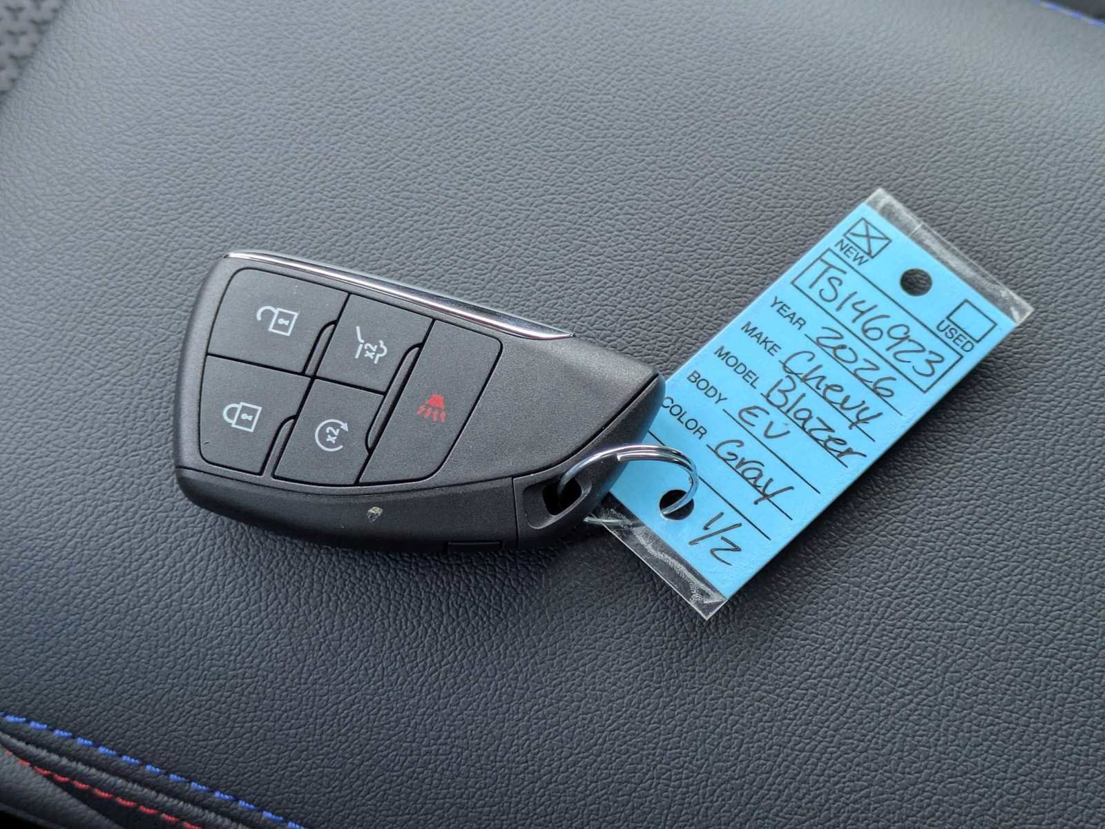 New 2026 Chevrolet Blazer EV RS w/ LPO, Blackout Package AWD/4WD image 34