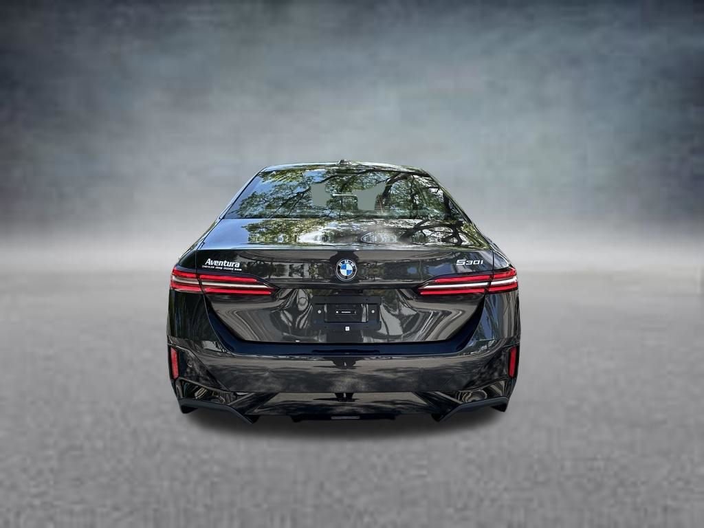 Used 2025 BMW 530i RWD image 6