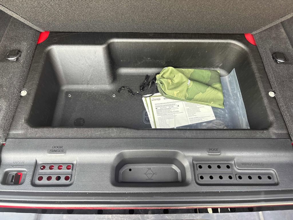 Used 2024 Jeep Wrangler Unlimited Rubicon image 63