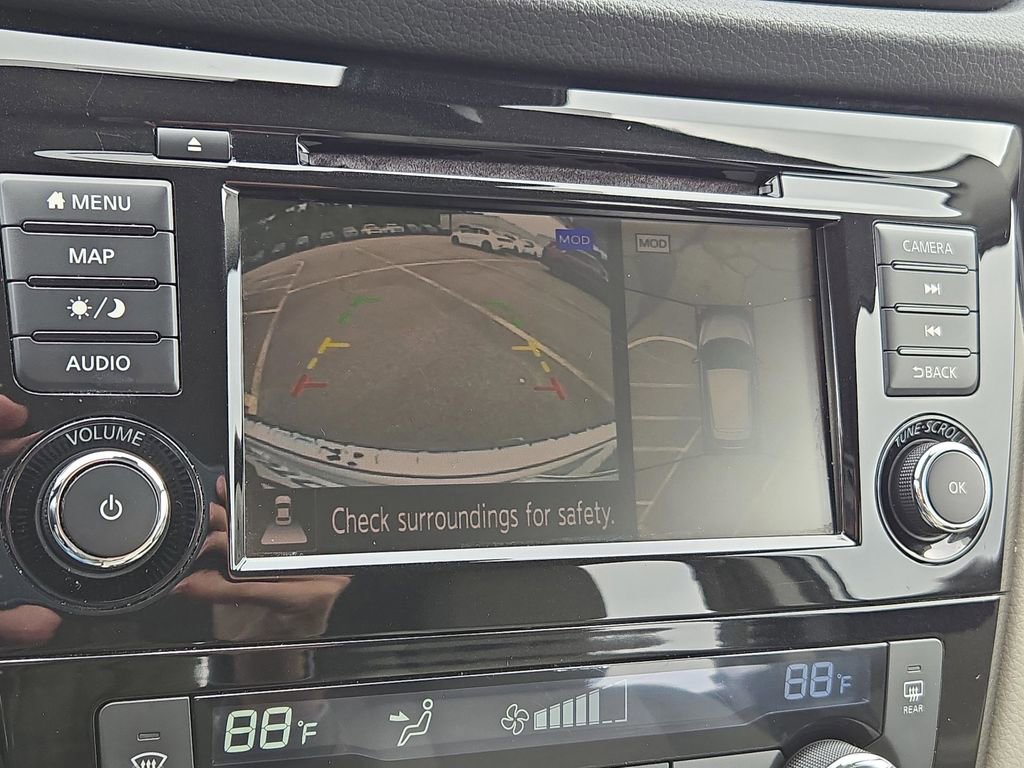 Used 2019 Nissan Rogue Sport SV w/ Technology Package image 28