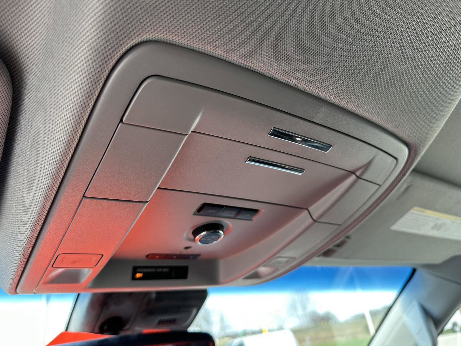 Used 2019 Chevrolet Tahoe LT w/ LT Signature Package image 34