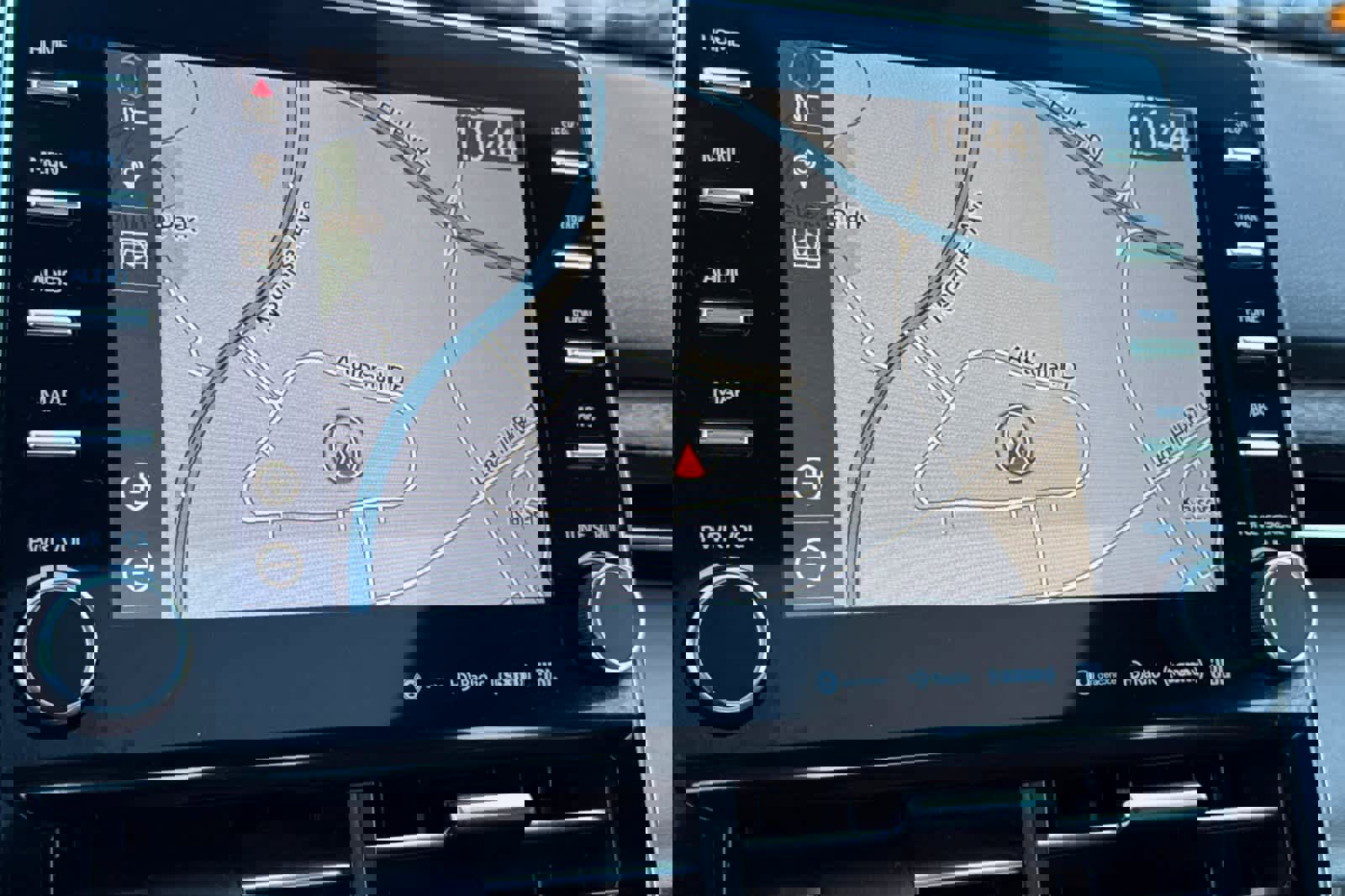 Used 2019 Toyota Avalon Limited w/ Advanced Safety Package image 20