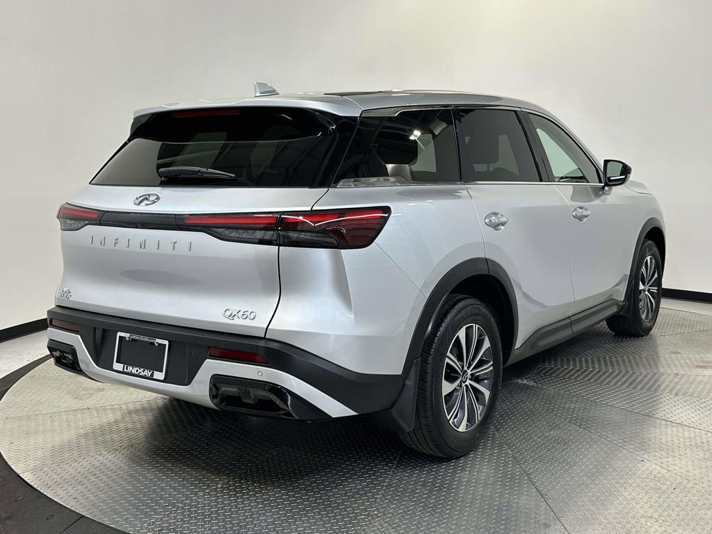 Used 2023 INFINITI QX60 Pure image 7