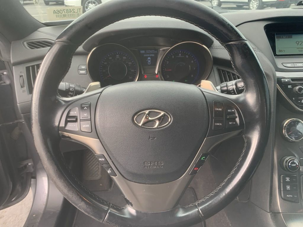 Used 2014 Hyundai Genesis 2.0T image 11