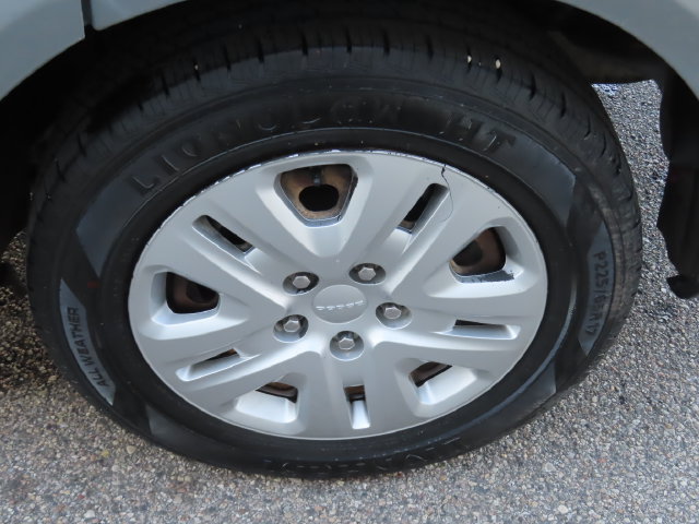 Used 2019 Dodge Journey SE FWD image 13