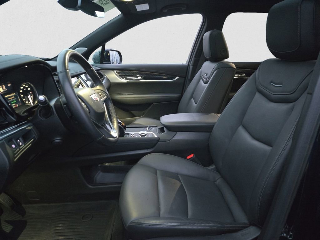 Certified 2024 Cadillac XT6 Premium Luxury AWD/4WD image 14