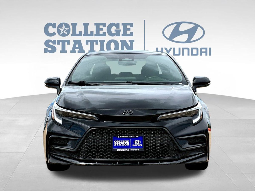 Used 2023 Toyota Corolla SE FWD image 5