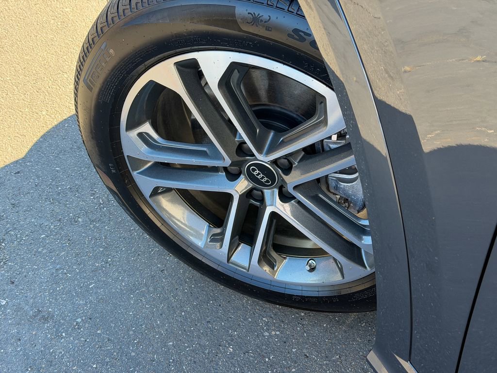 New 2025 Audi Q5 Premium image 10