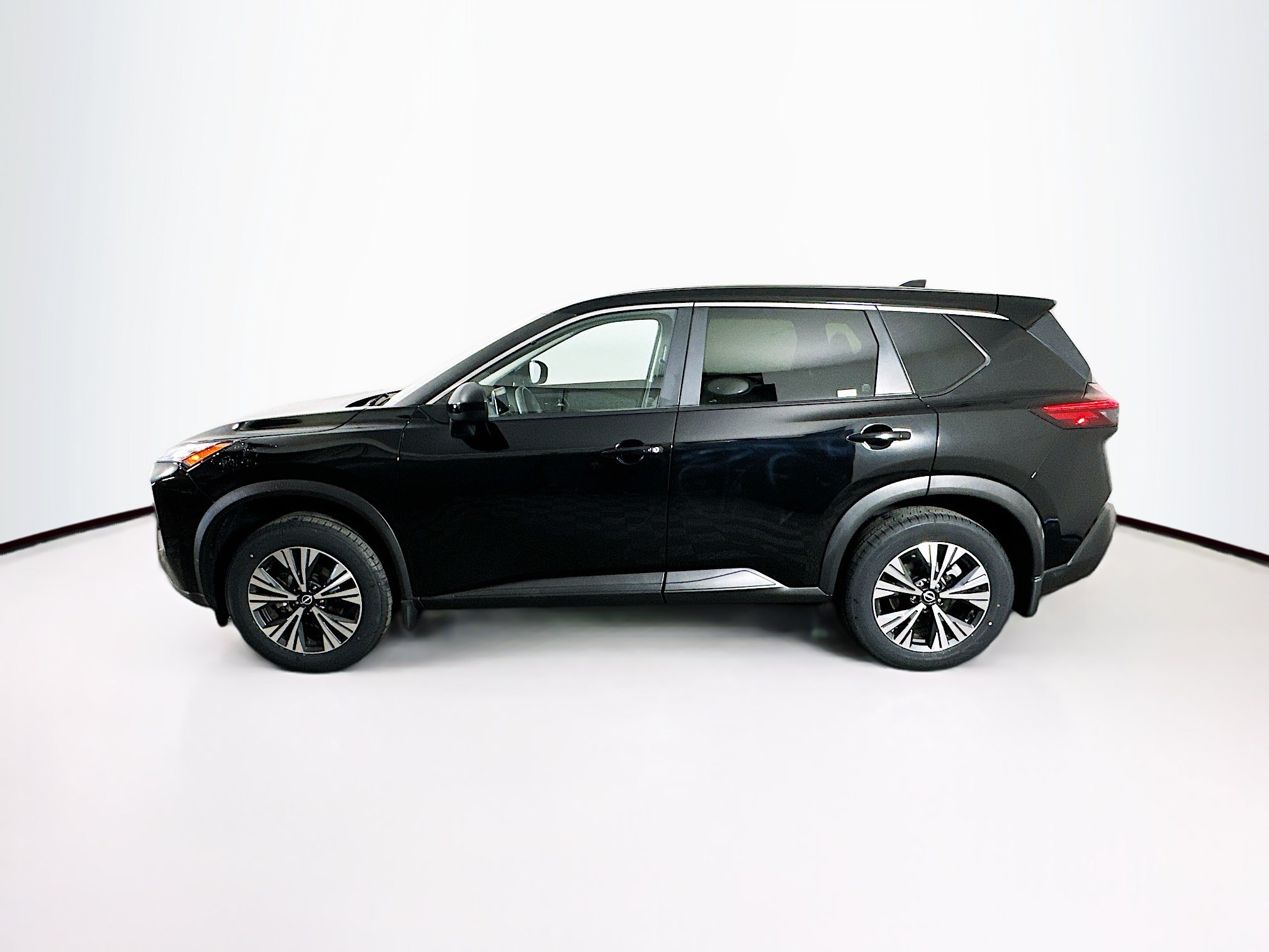 Used 2023 Nissan Rogue SV AWD/4WD image 4