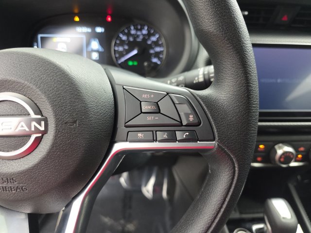 Used 2024 Nissan Kicks SV FWD image 18