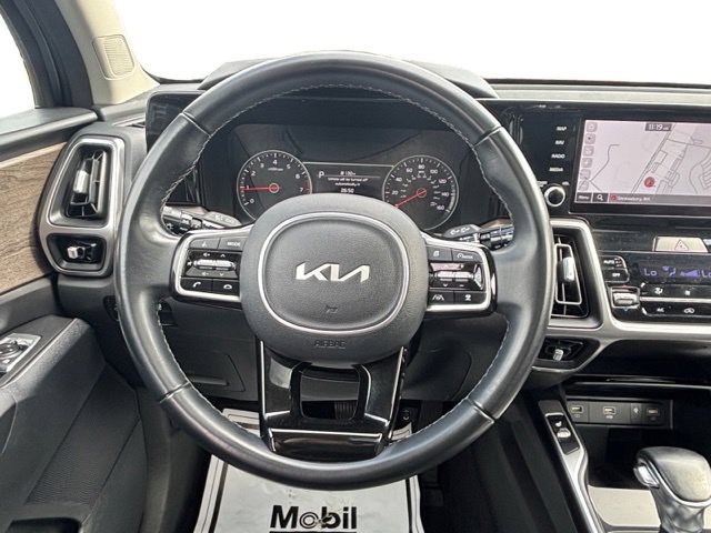 Certified 2023 Kia Sorento X-Line EX AWD/4WD image 15