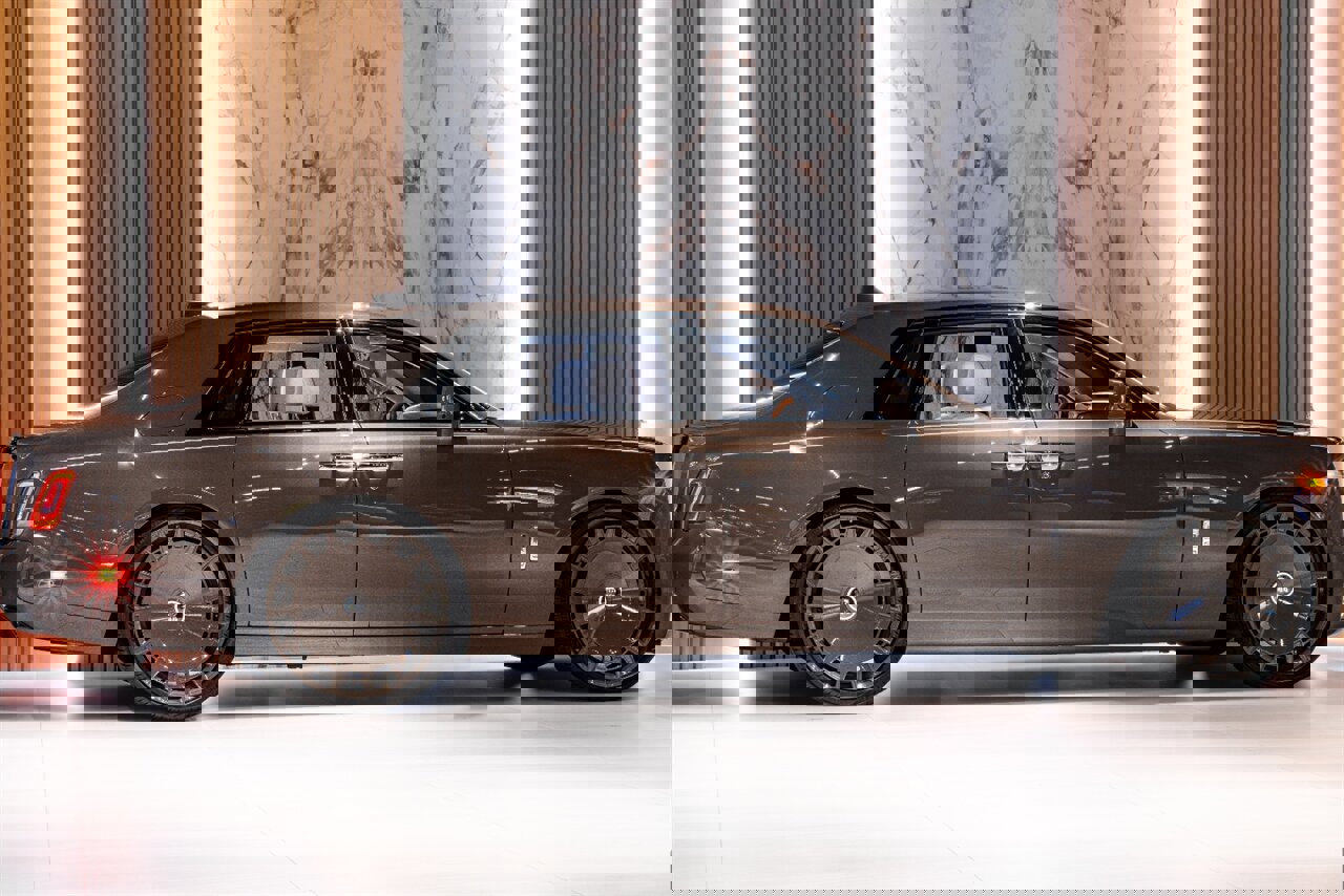 Used 2026 Rolls-Royce Phantom Sedan image 4