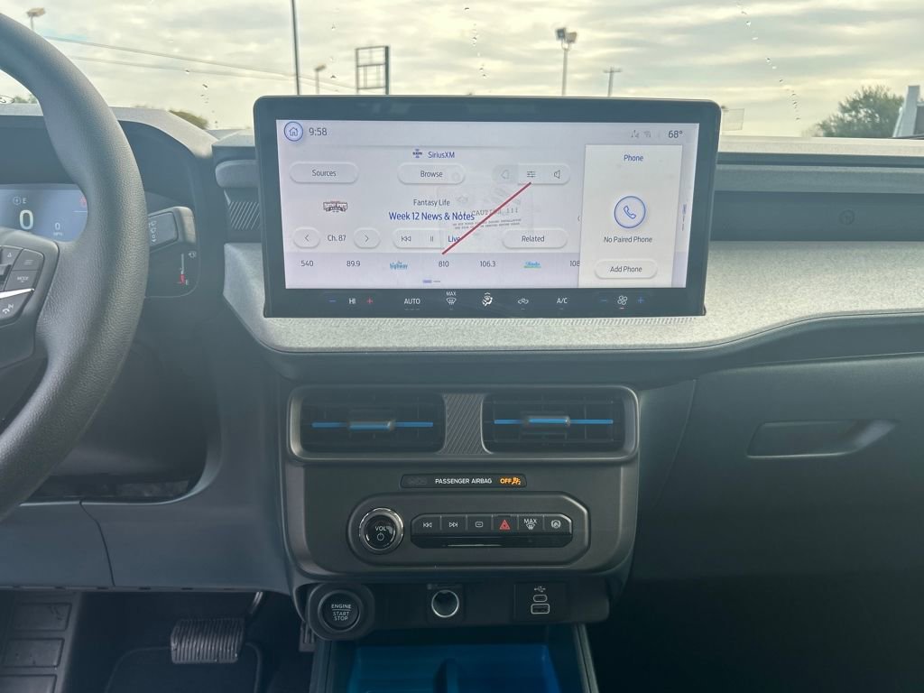 New 2025 Ford Maverick XLT image 17