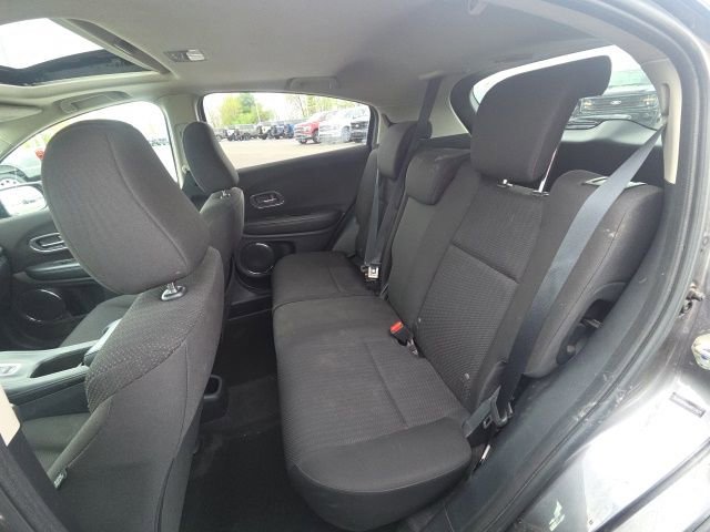 Used 2018 Honda HR-V EX image 16