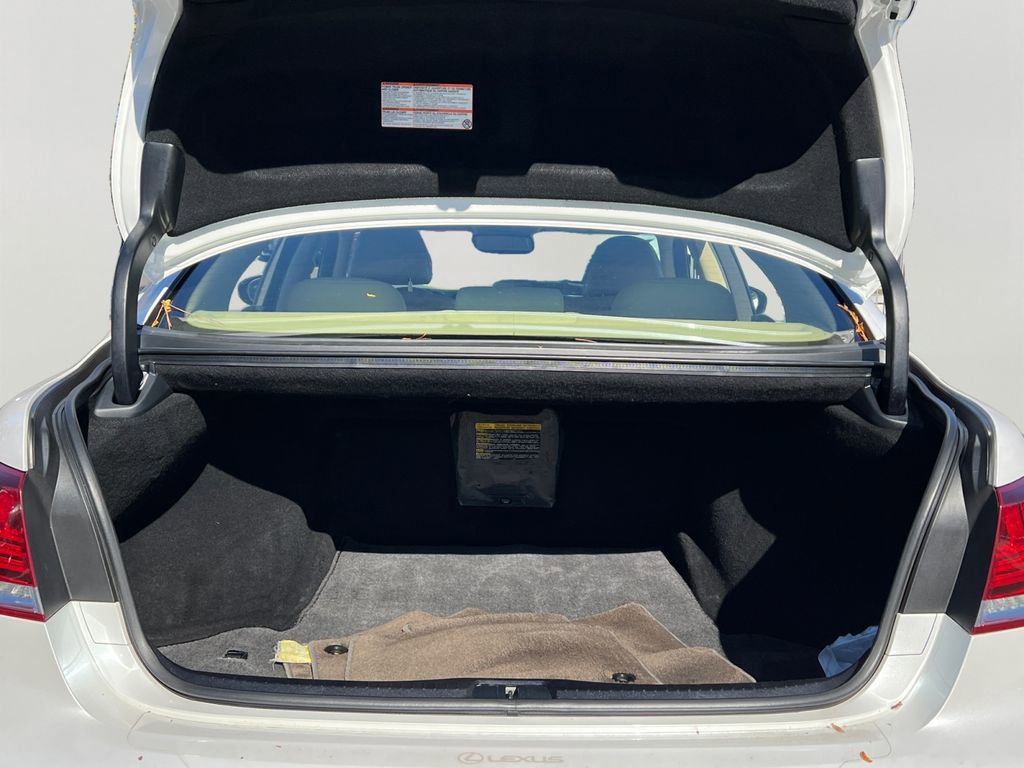 Used 2016 Lexus LS 460 AWD image 9