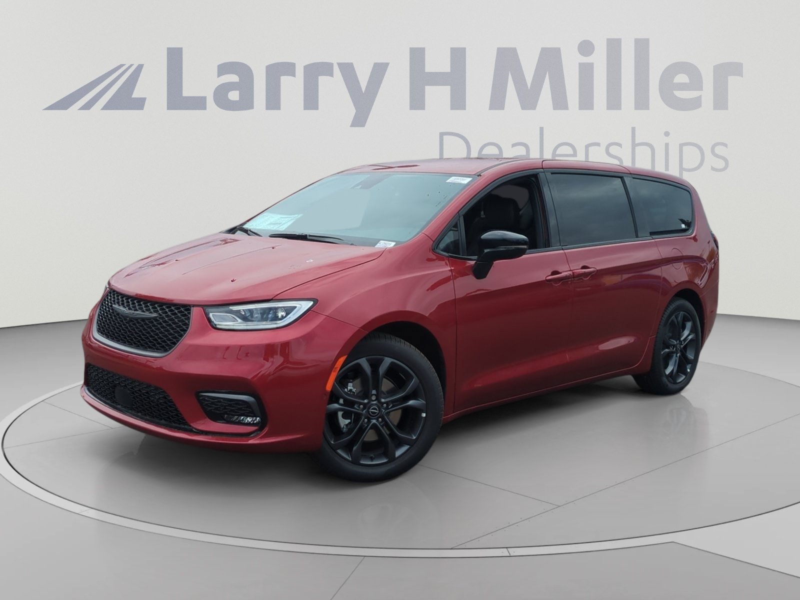 New 2026 Chrysler Pacifica Select