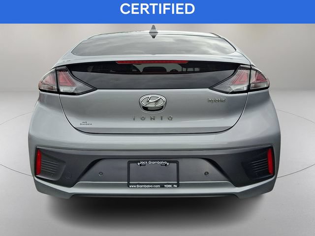 Certified 2022 Hyundai Ioniq Limited FWD image 8