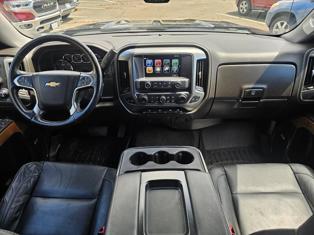 Used 2018 Chevrolet Silverado 1500 LTZ w/ LTZ Plus Package AWD/4WD image 18