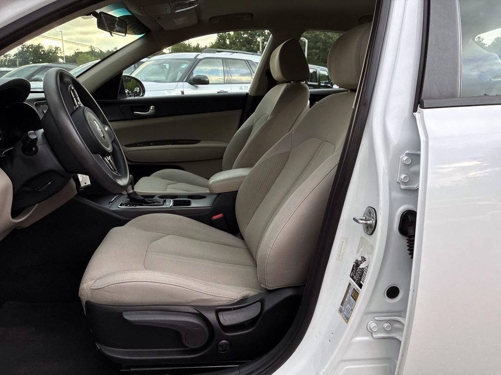 Used 2017 Kia Optima LX FWD image 19