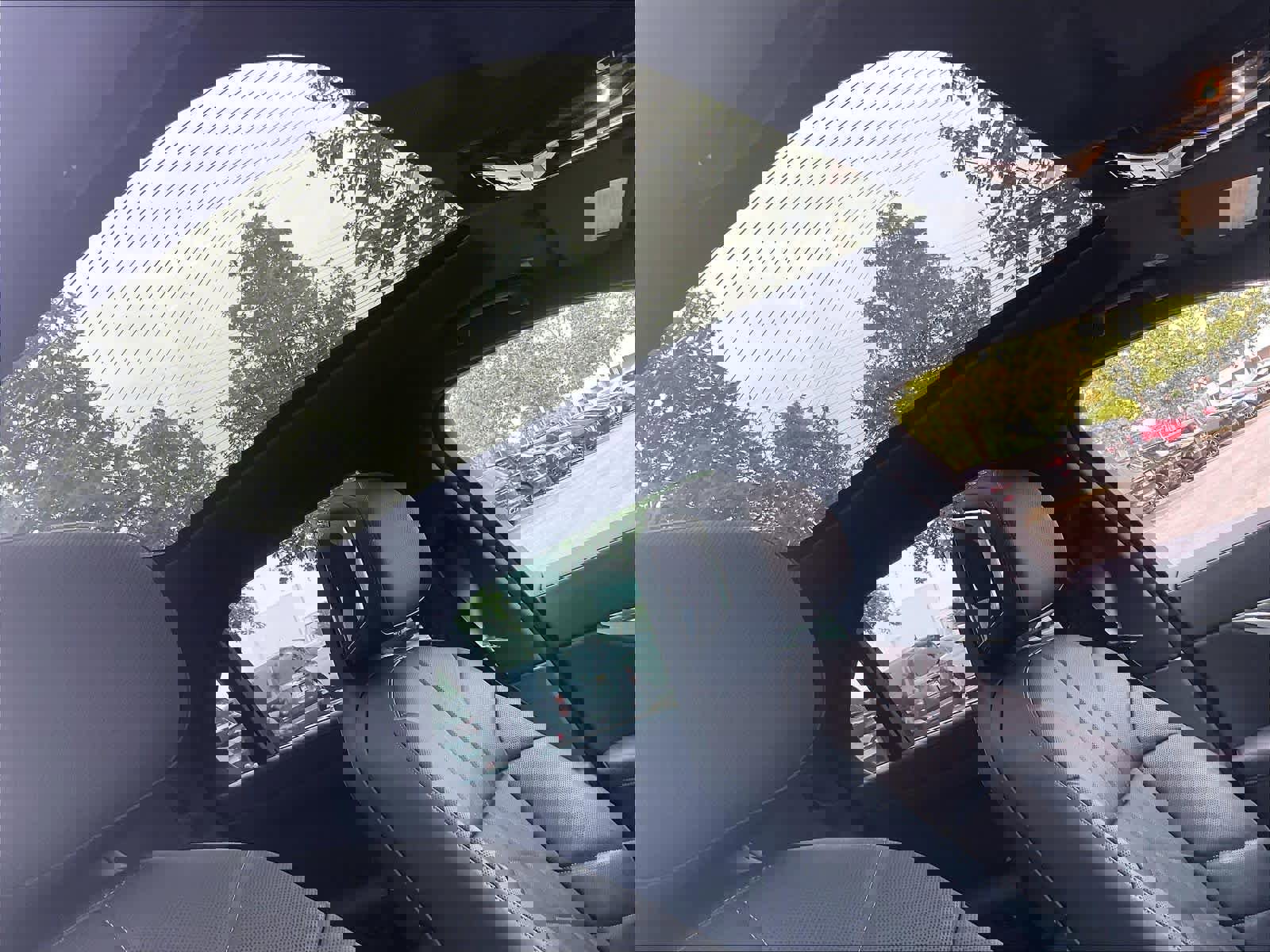 Certified 2024 BMW i7 xDrive60 image 23