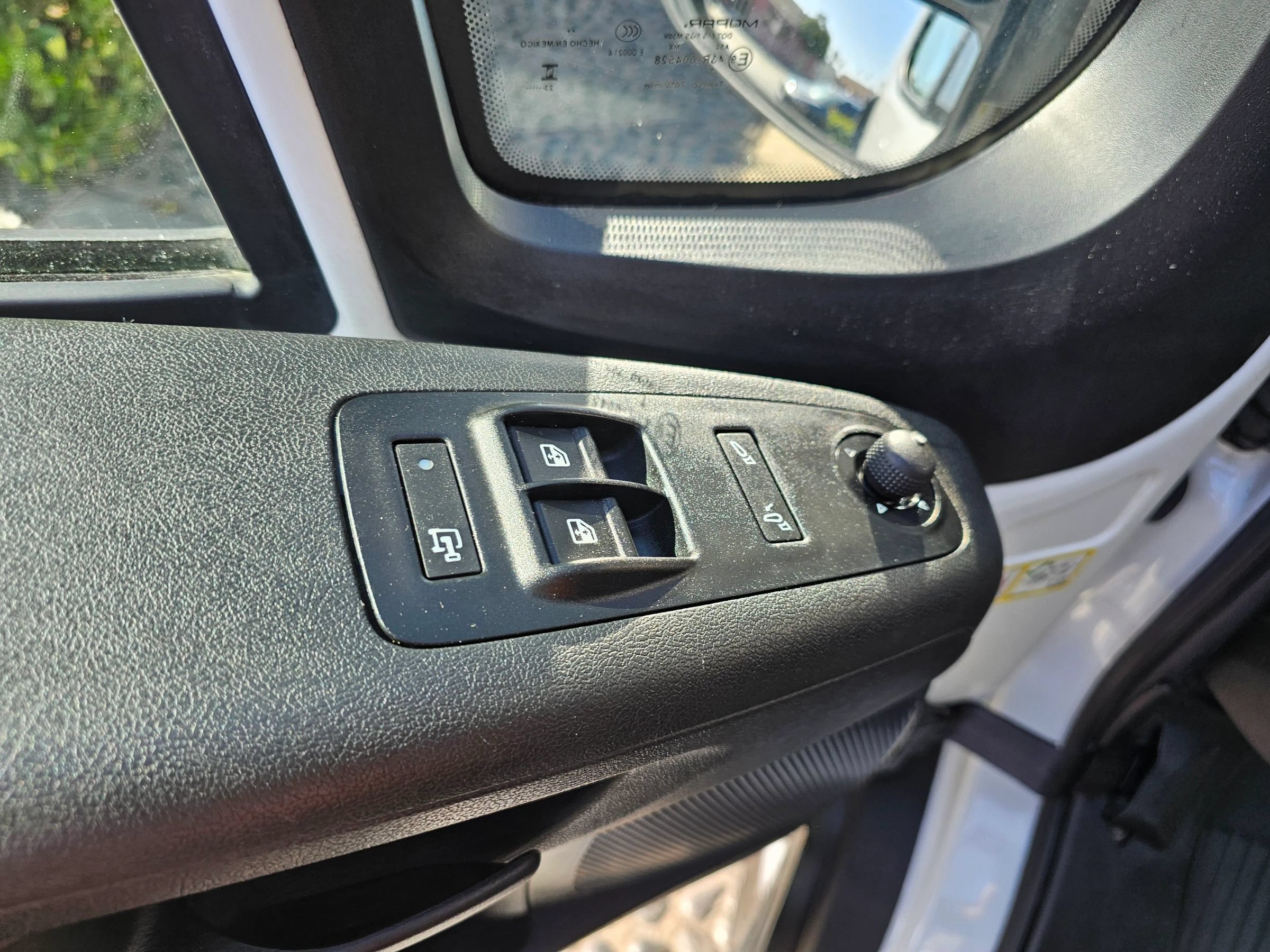 Used 2023 RAM ProMaster 3500 w/ Fleet Safety Group FWD image 16