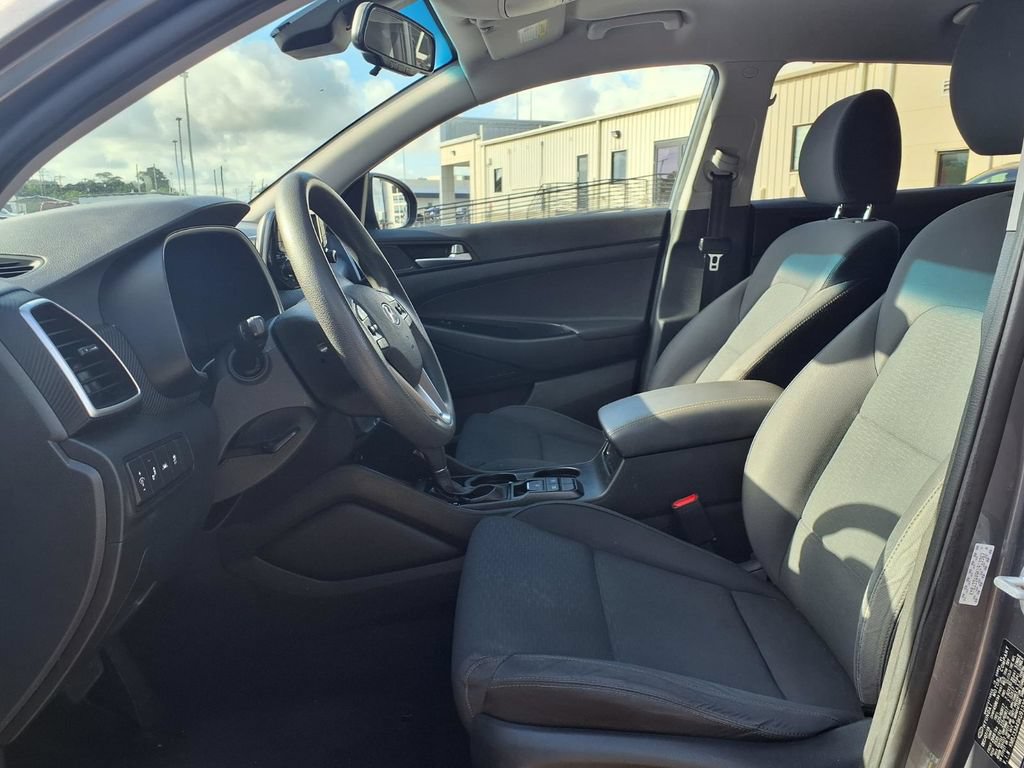 Used 2019 Hyundai Tucson Value FWD image 16