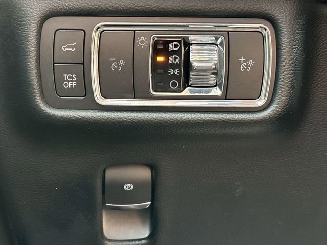 Used 2021 Lincoln Nautilus Reserve w/ Monochromatic Package image 34