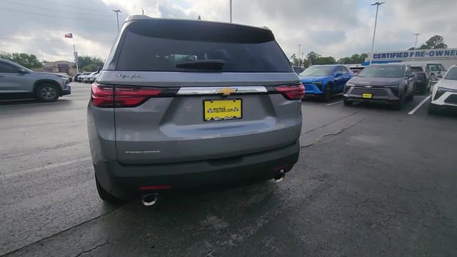 Used 2023 Chevrolet Traverse LT image 7