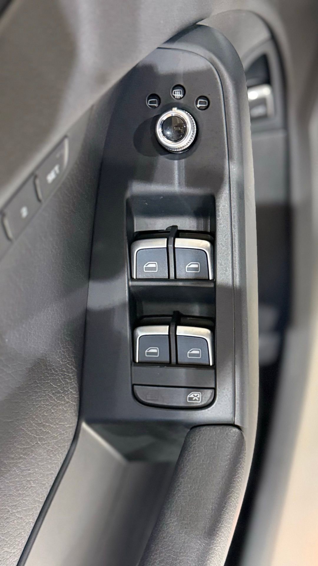 Used 2014 Audi A4 2.0T Premium Plus image 34