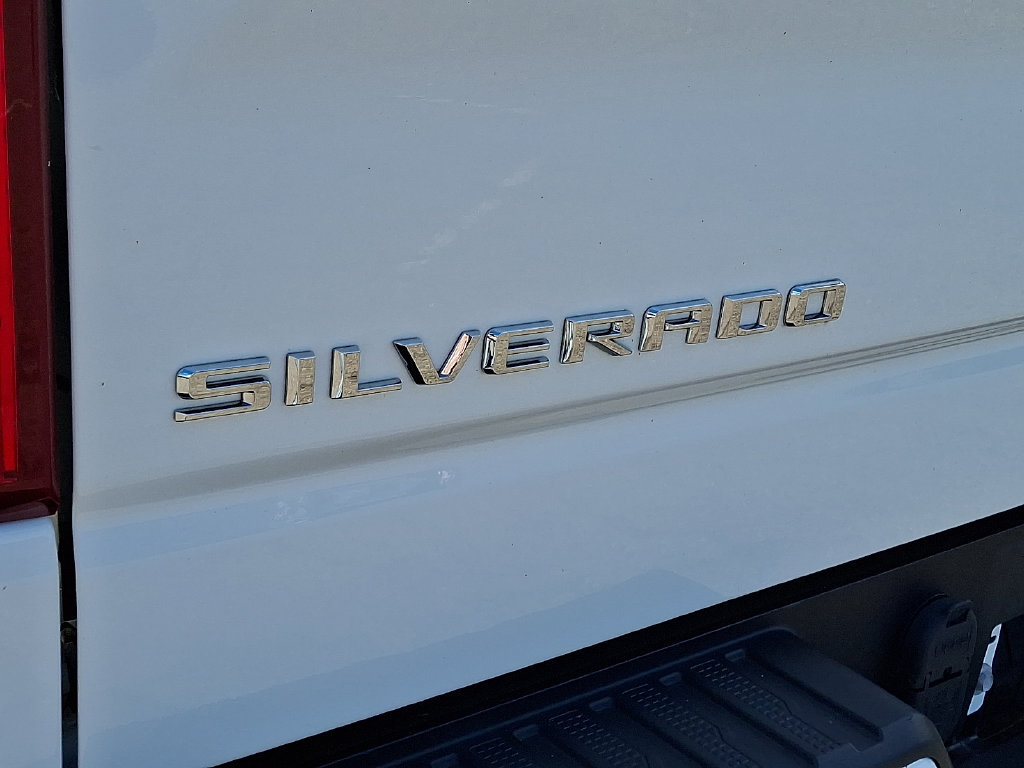 Used 2022 Chevrolet Silverado 1500 Custom AWD/4WD image 29