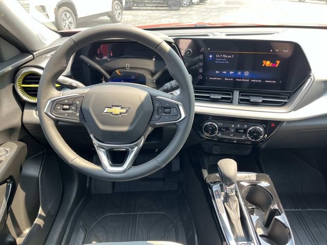 New 2026 Chevrolet Trax LT w/ LT Convenience Package FWD image 10