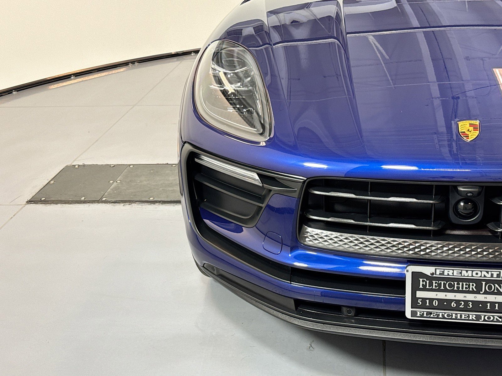 Certified 2026 Porsche Macan AWD/4WD image 28