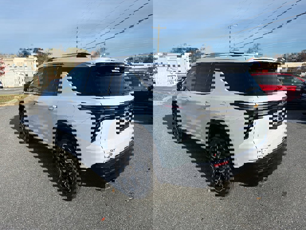 New 2026 Chevrolet Traverse High Country image 4