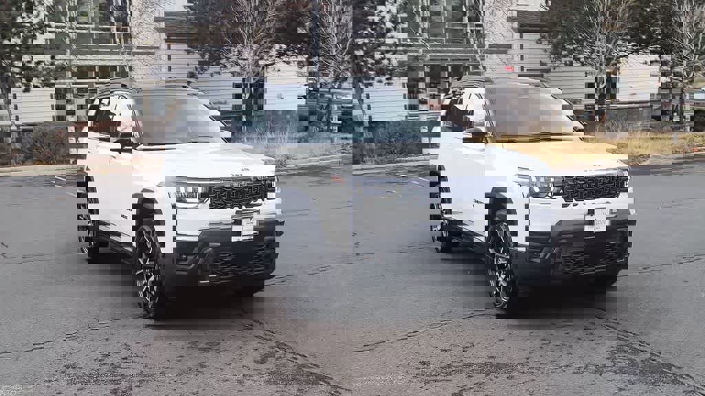 New 2026 Jeep Cherokee Overland w/ Trailer Tow Group image 3