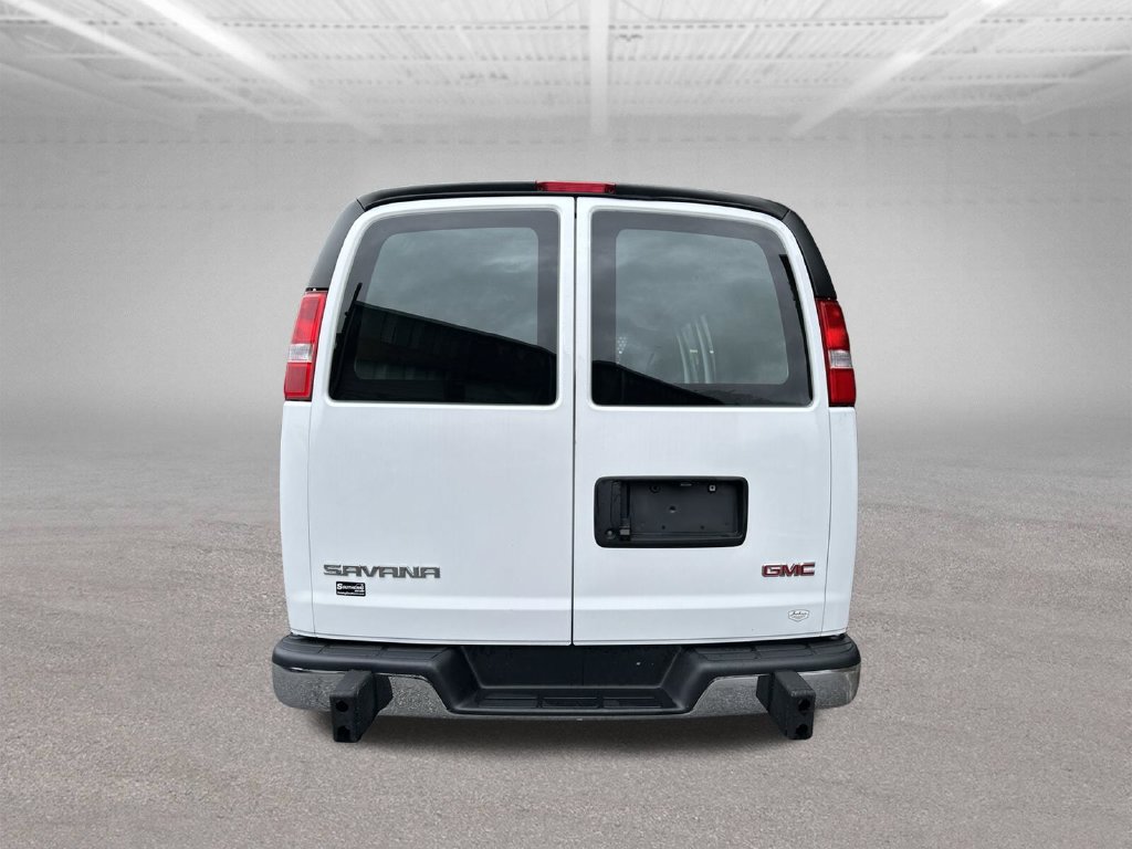 Used 2024 GMC Savana 2500 w/ Driver Convenience Package RWD image 4