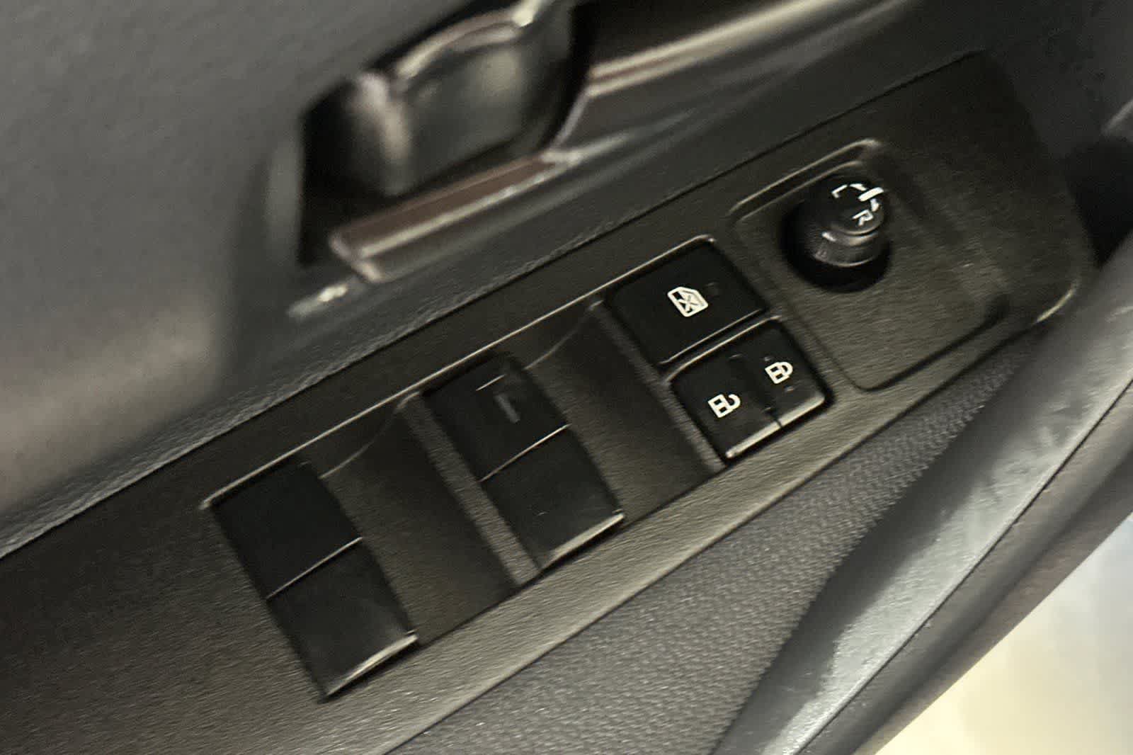 Used 2026 Toyota Corolla LE FWD image 13