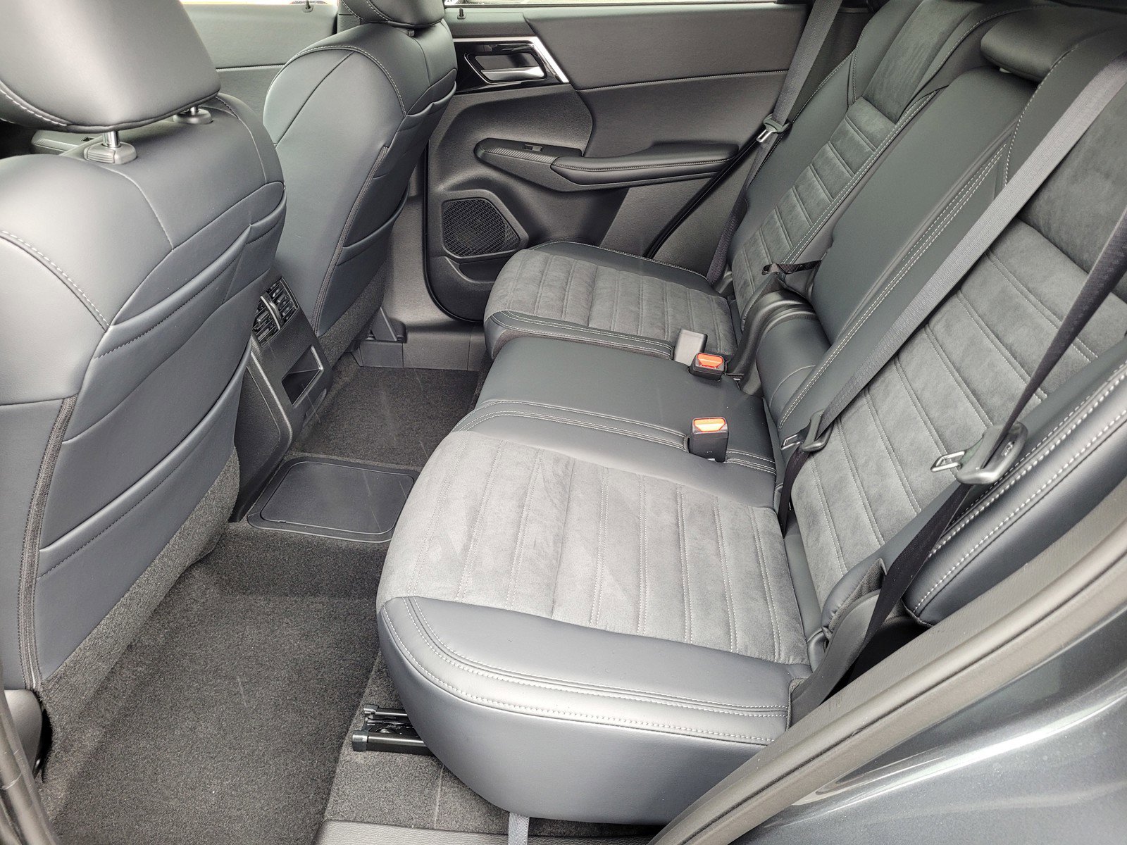New 2026 Nissan Rogue SL AWD/4WD image 7