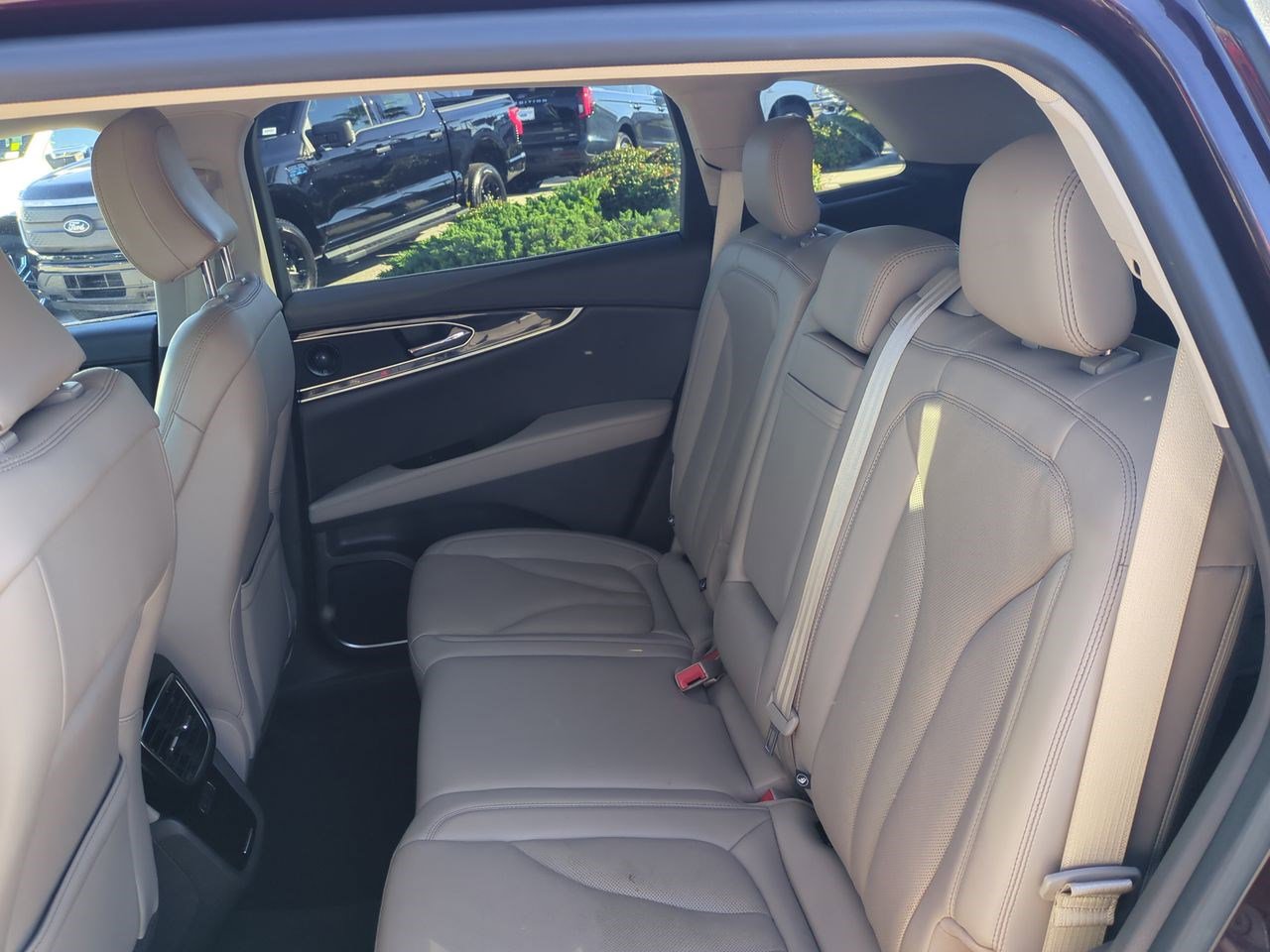 Certified 2022 Lincoln Nautilus Reserve image 15