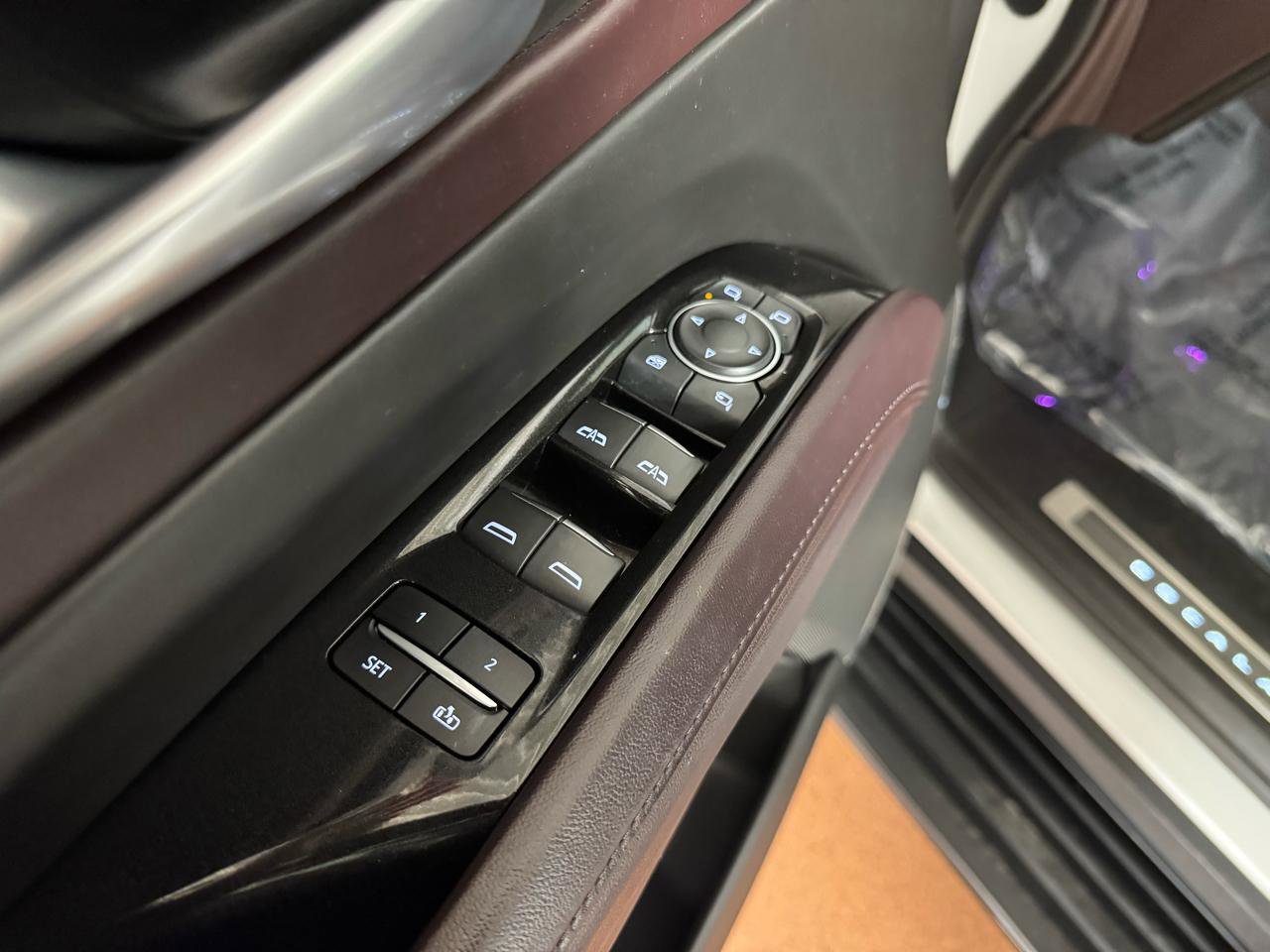 Used 2023 Cadillac Escalade Sport Platinum AWD/4WD image 19