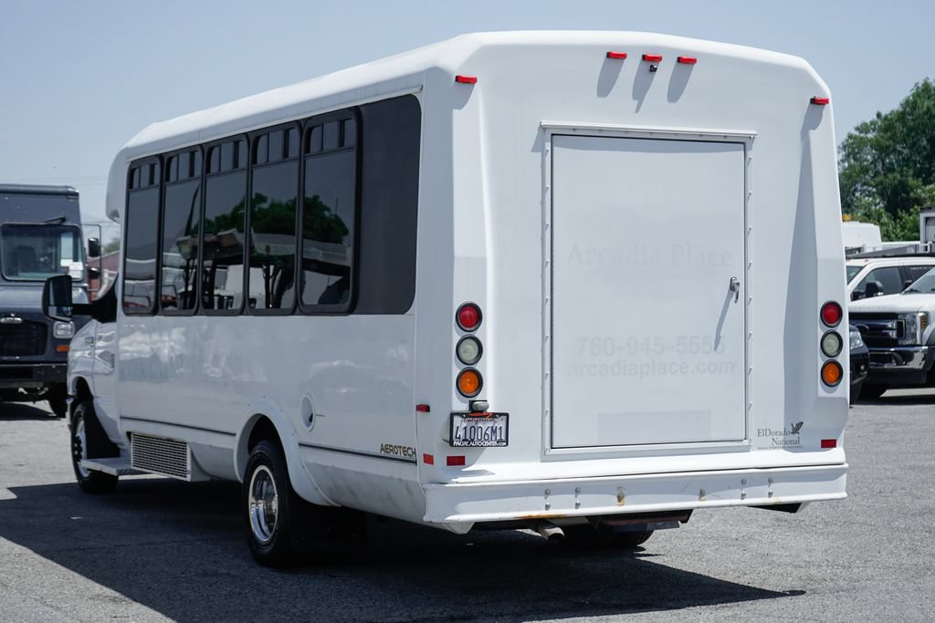 Used 2013 Ford E-450 and Econoline 450 Super Duty w/ Shuttle Bus Prep Pkg RWD image 6