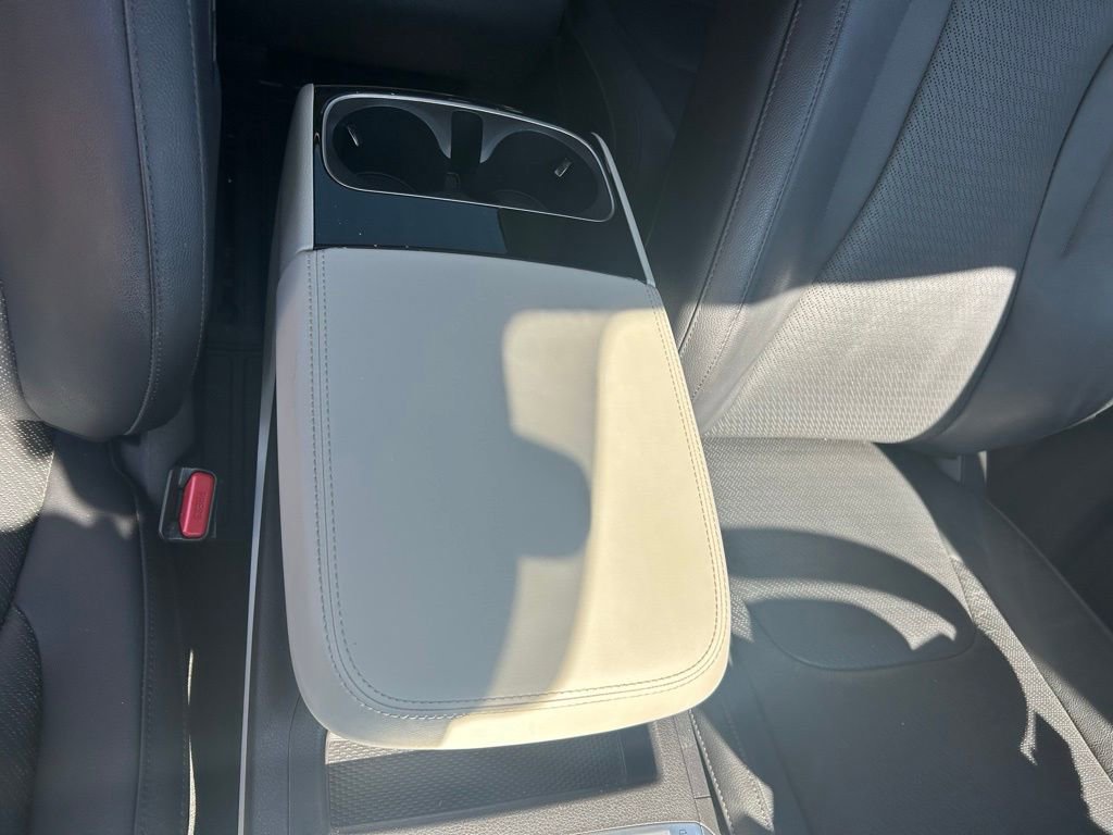 Used 2023 Kia Carnival SX Prestige image 36