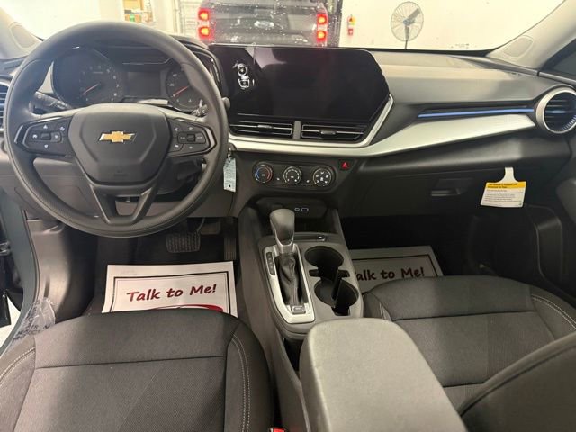 New 2026 Chevrolet Trax LS w/ LS Convenience Package FWD image 14
